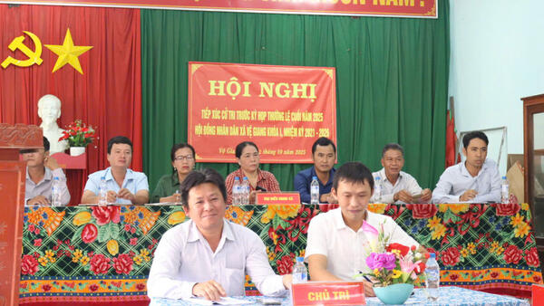 TỔ ĐẠI BIỂU HĐND XÃ VỆ GIANG KHÓA I, NHIỆM KỲ 2021-2026 TIẾP XÚC CỬ TRI Ở THÔN AN ĐẠI 1 VÀ AN ĐẠI 2