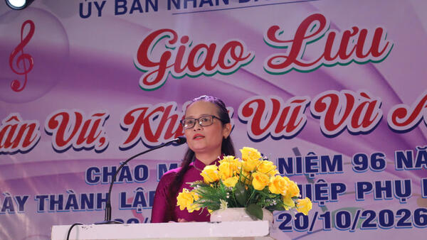 ​  VỆ GIANG: SÔI NỔI CHƯƠNG TRÌNH GIAO LƯU DÂN VŨ, KHIÊU VŨ VÀ ÂM NHẠC CHÀO MỪNG NGÀY 20/10   ​